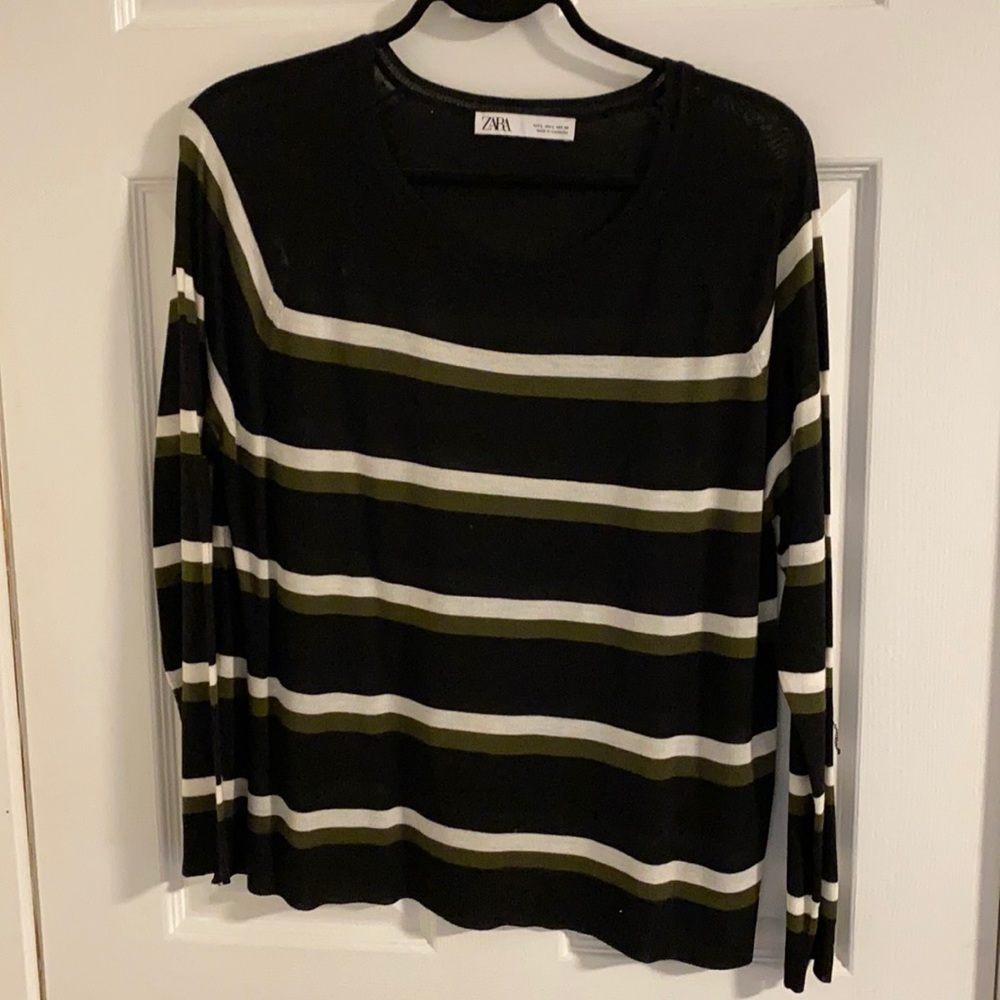2 For $25 🌟 Zara Striped Top